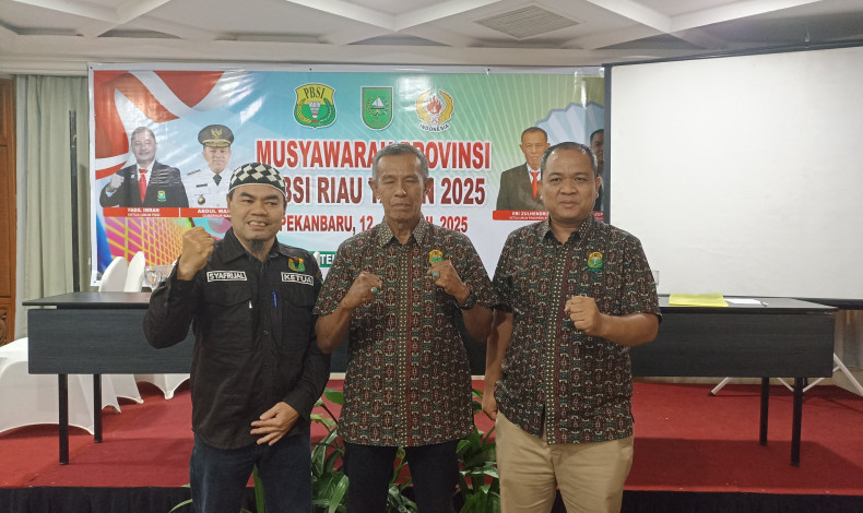 Terpilih Aklamasi, Eri Zulhendrizal Kembali Pimpin PBSI Riau 2025-2209