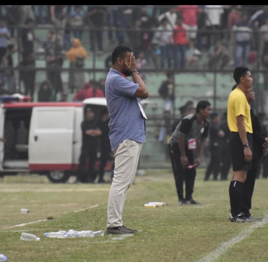 Raja Faisal Febrinaldi,  Pelatih Muda  Riau Penyelamat  PSPS dari Jurang Degradasi