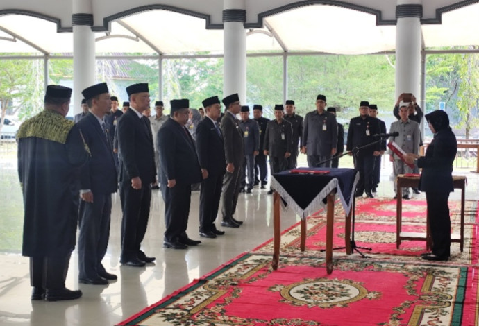 5 Pejabat Eselon II Dilantik Bupati Siak
