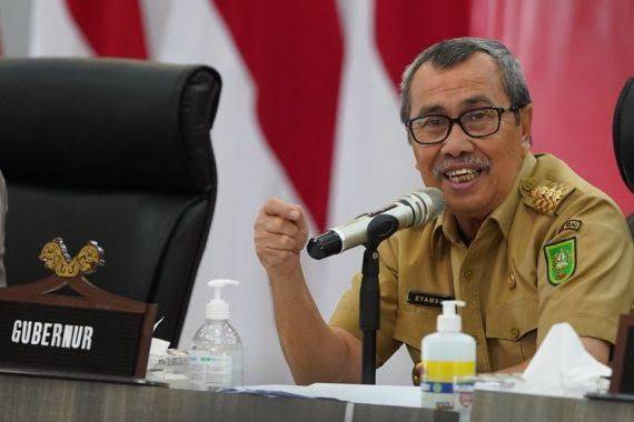 Kadis Kominfo Riau Tanggapi Kritik Gubernur Saat Hendak ke Jerman