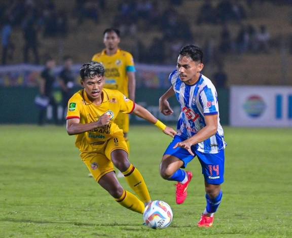 Jika Kalah Lawan Sriwijaya, Jan Saragih Langsung Didepak dari Pelatih PSPS Riau