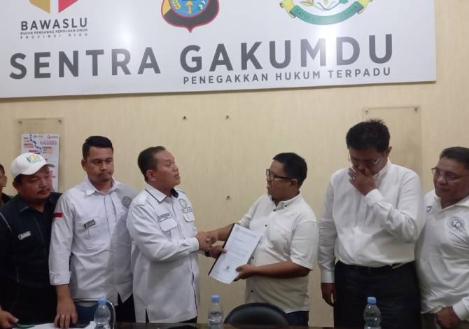 Tim Hukum AMIN Riau Laporkan Dugaan Kecurangan Pemilu ke Bawaslu