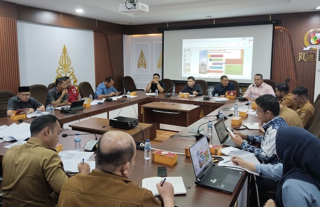 Pertanyakan Pola Pengangkutan Sampah LPS, DPRD Panggil DLHK Pekanbaru