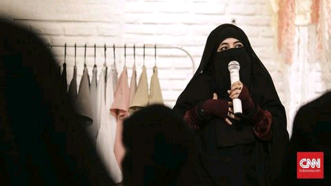 Komunitas Niqab: Cadar Sunnah, Pelarangan Di Instansi Lumrah