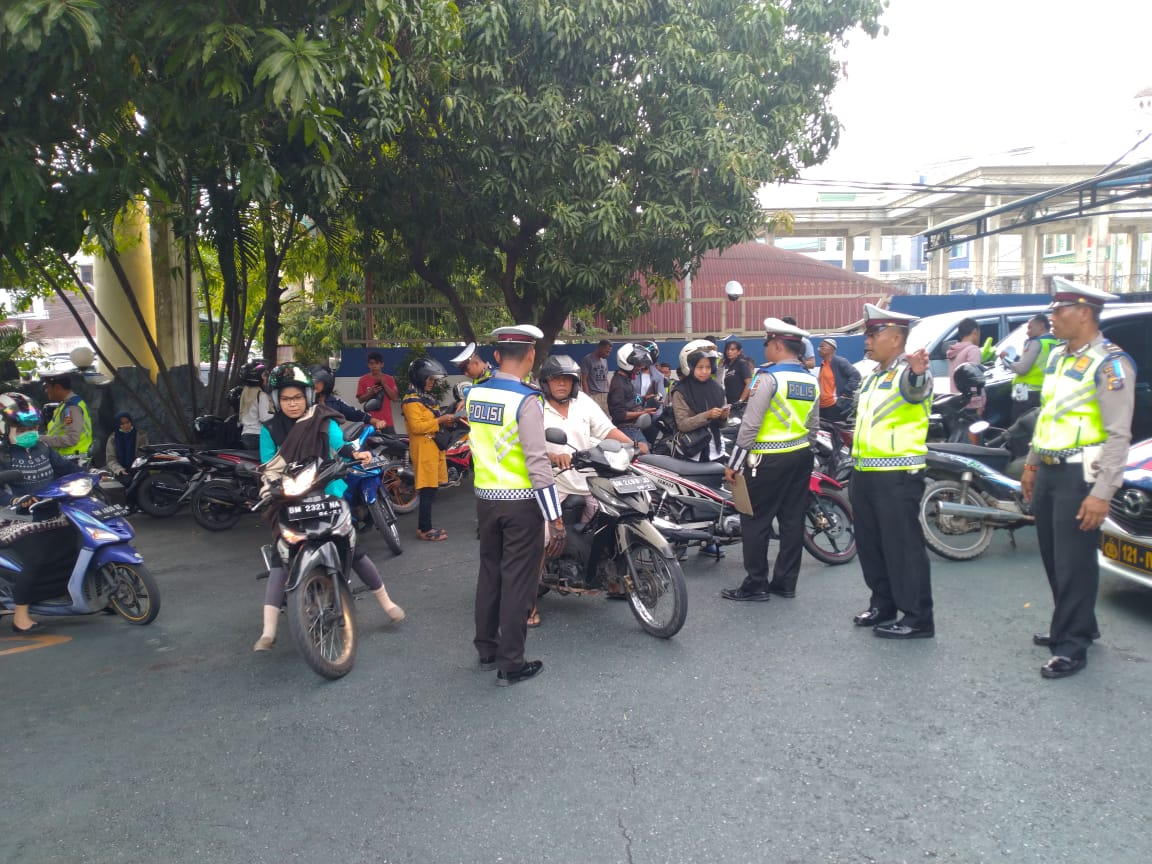 Hari Pertama Operasi Zebra, 1007 Pelanggar Lalulintas, 735 Diantaranya Ditilang 