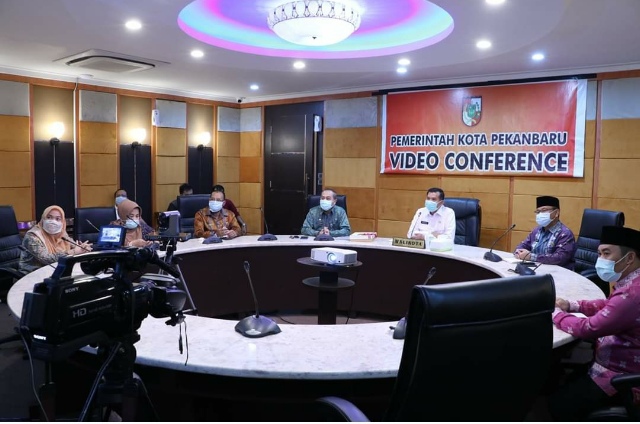 Pemko Pekanbaru Sampaikan LKPD Tahun 2019 ke BPK Perwakilan Riau Melalui Video Conference