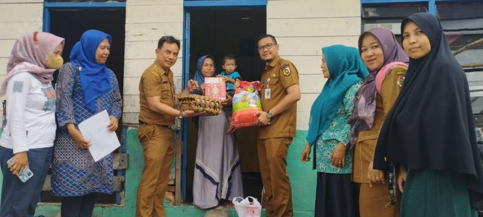 Kadispora Pekanbaru Kembali Salurkan Bantuan Pangan kepada Kedua Anak Asuhnya