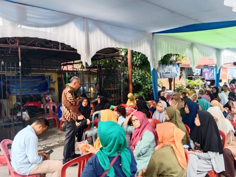Wakil Ketua DPRD Pekanbaru Nofrizal Sosialisasi Perda kepada Warga Sukajadi