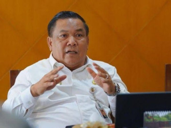 Gantikan Mimi Yuliani Nazir, Supaiman Jabat Plt Kepala DPKH Riau