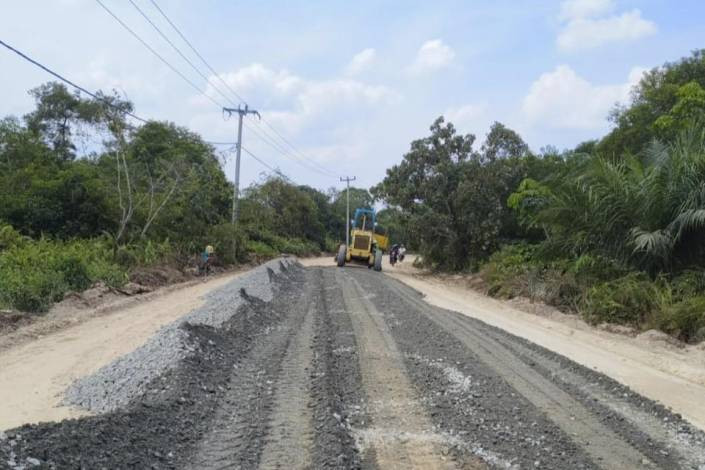 Perbaikan Jalan Rusak di Riau Butuh Dana Rp22 Triliun