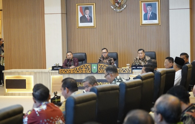 Kepala Daerah di Riau Curhat Soal Pengurangan Dana TKD dan DBH Sawit ke Wamendagri