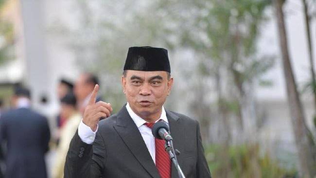 Menkominfo: Proyek BTS 4G Tetap Dilanjutkan