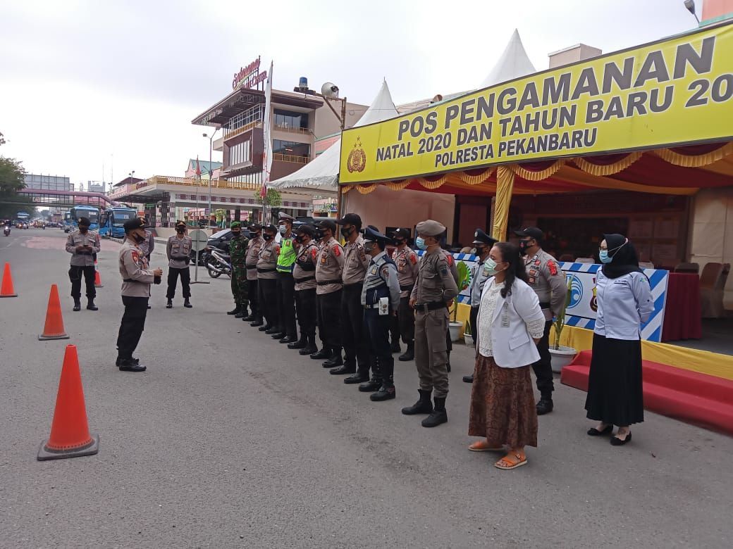 Babinsa Kotabaru Siaga di Pos  Ramayana