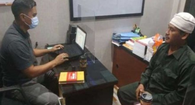 Pekan Pertama Desember, Ketua FPI Pekanbaru Mundur