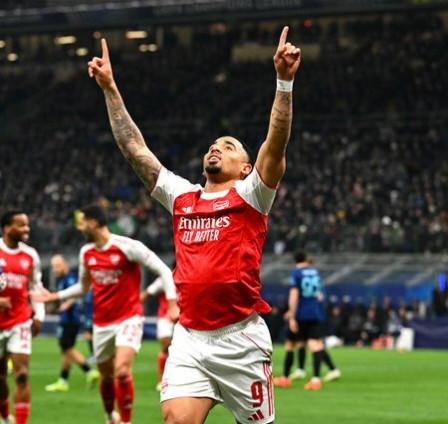 Arsenal Permalukan Inter 3-1 di Giuseppe Meazza