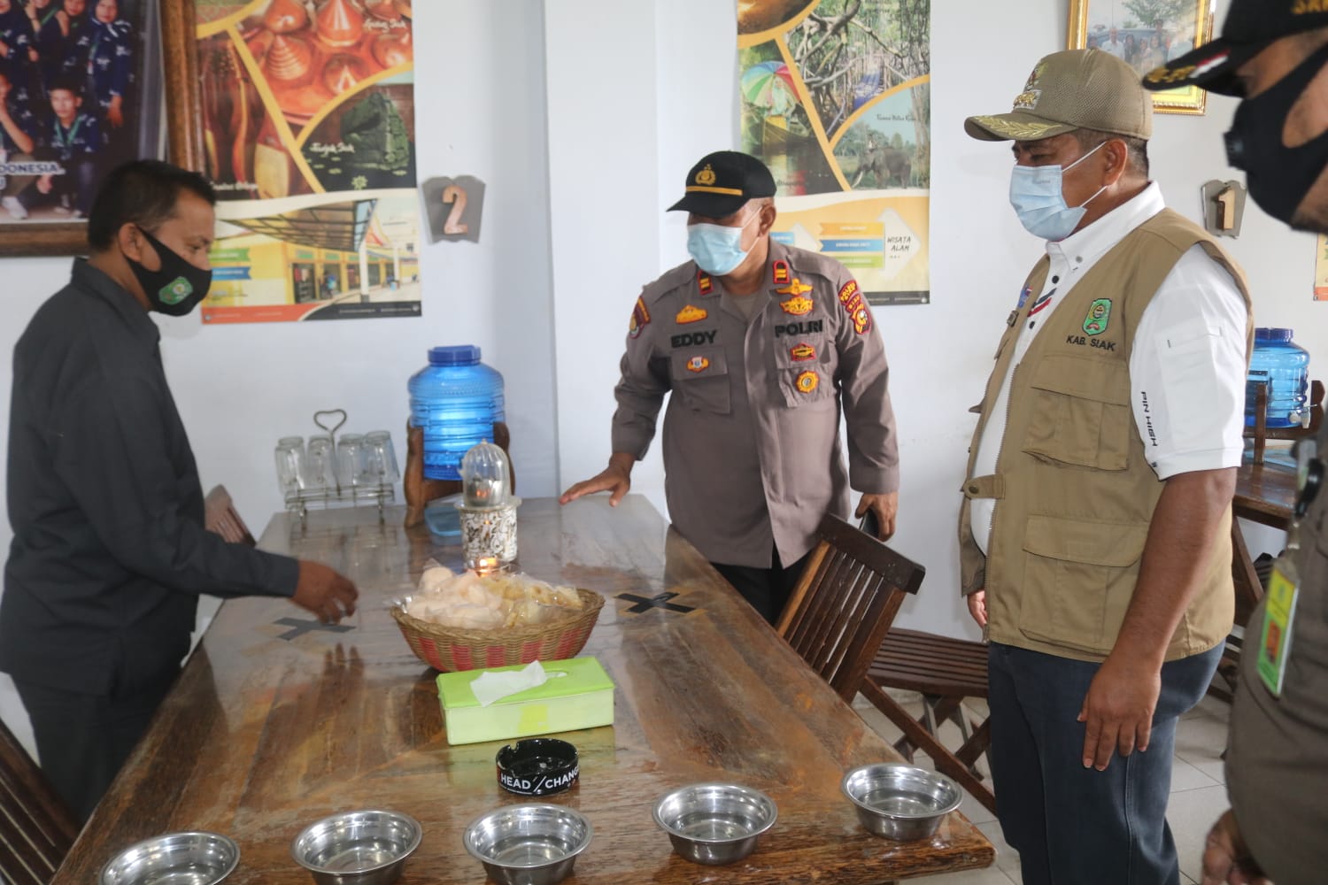 Bupati -Kapolres Siak Turun Bareng, Gelar Edukasi &.Sosialisasi  Prokes saat PPKM Level 4