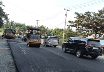 Pemprov Riau Perbaiki Ruas Jalan Maredan-Simpang Buatan Siak