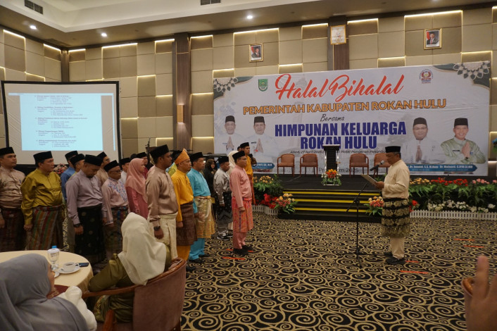 Dihadiri Tiga Mantan Bupati Rohul, Prof Junaidi Dilantik sebagai Ketua Umum HKR
