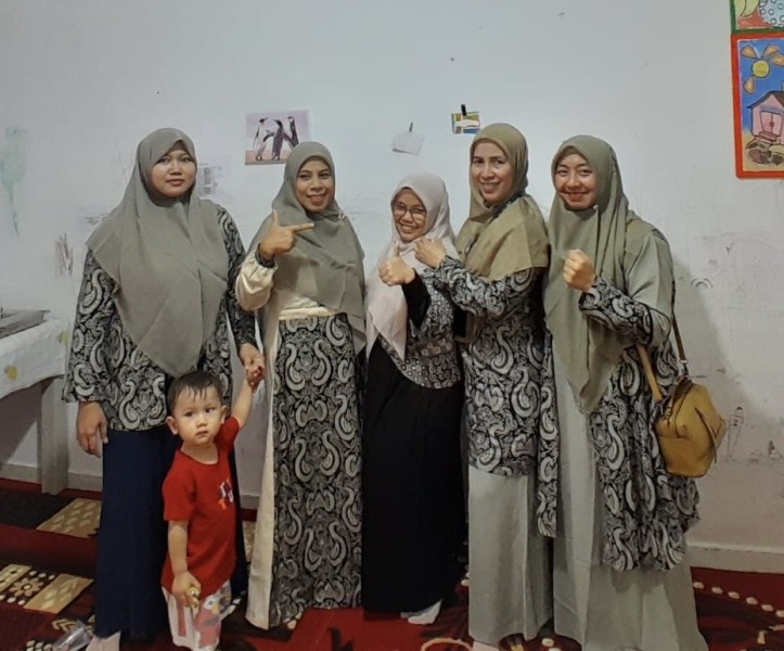 Dosen IAI Diniyyah Pekanbaru Laksanakan PKM tentang Personal Branding dan Promosi Digital bagi Pelaku Usaha Perempuan