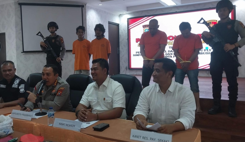 Dua Manusia Silver Pencuri Kabel PJU Flyover SKA Ditangkap, Satu Masih Buron