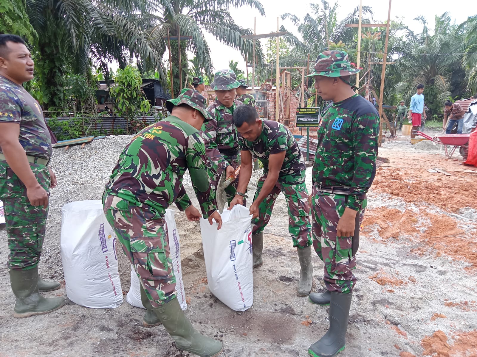 TMMD ke 114,  Kinerja Babinsa Mendapat Apresiasi Warga
