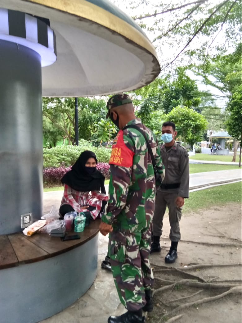 Peltu Andre Rasyid dan Sosialisasi Prokes Era PHB 