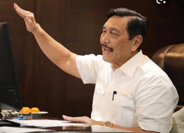 Luhut Emosi Karena Tak Bisa Kurangi Angka Kematian Pasien Covid-19