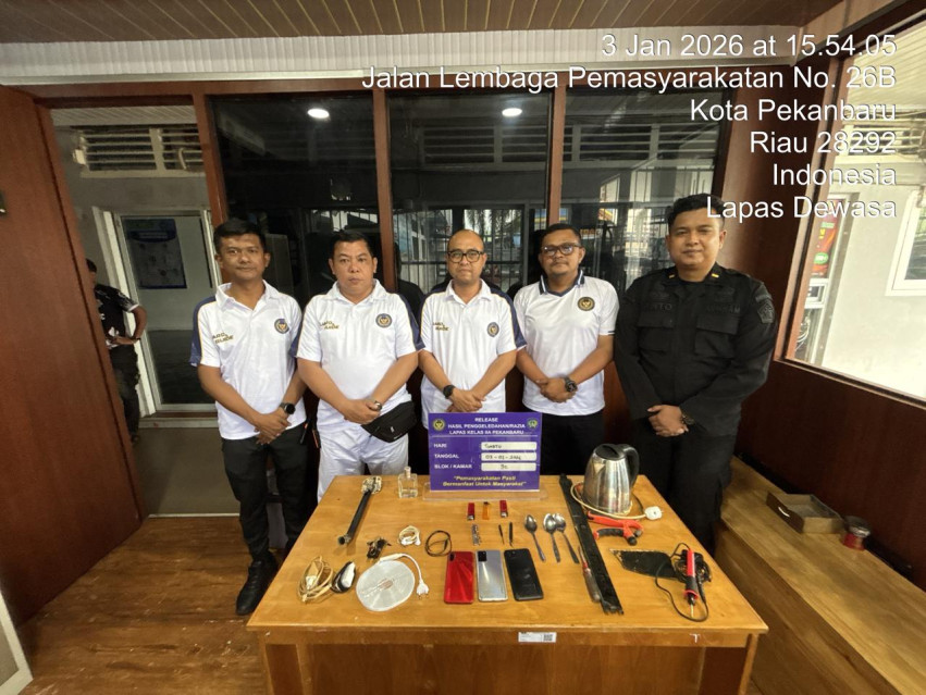 Lapas Pekanbaru 'Gerebek' Blok Hunian, HP hingga Kabel Disita