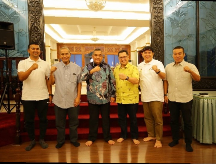 Wagubri Tegaskan Riau Harus  Pertahankan Juara Umum Porwil Sumatera XI
