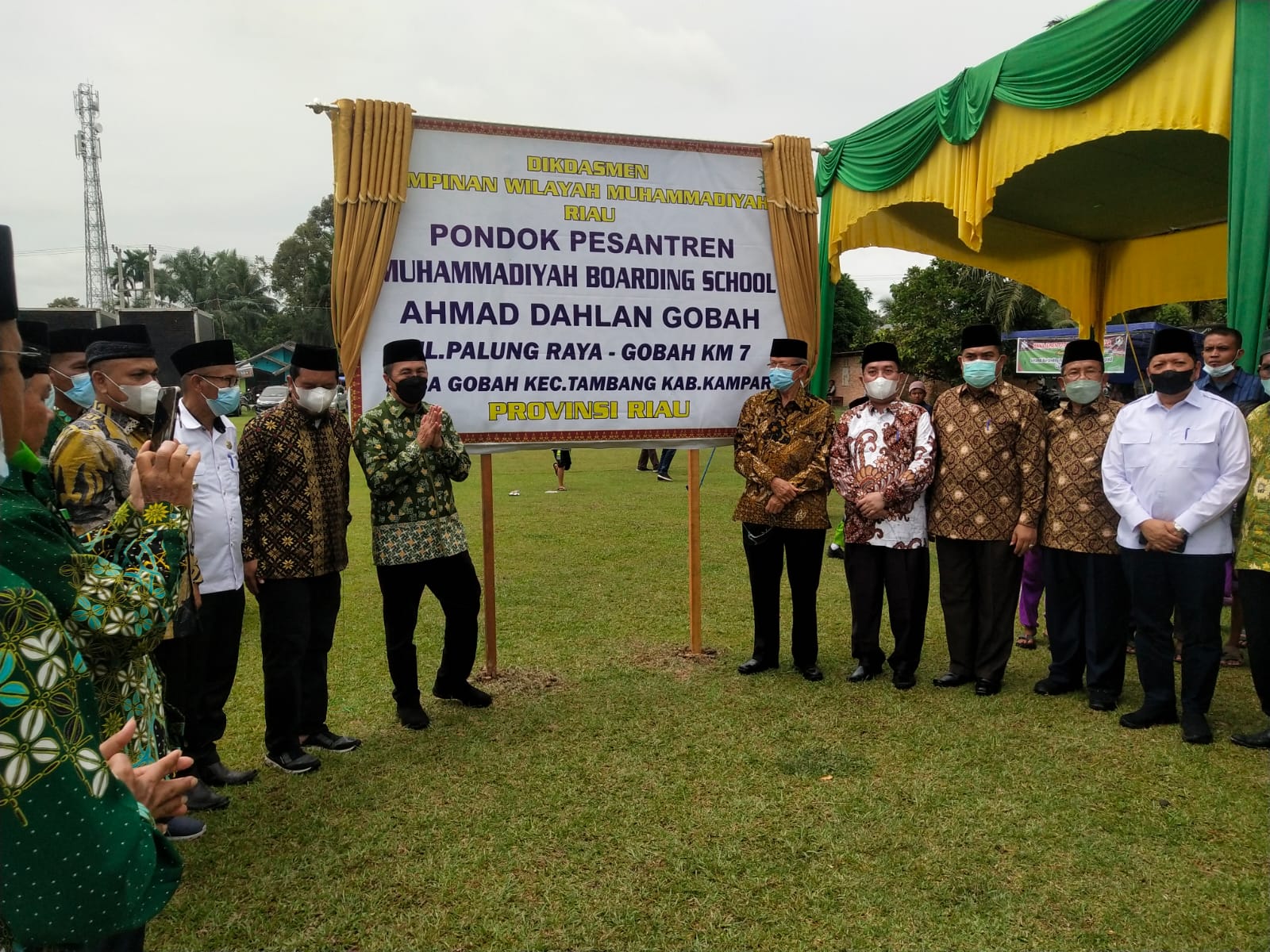 Hadiri Milad Muhammadiyah ke-109, Gubernur Riau Resmikan Pondok Pesantren MBS Ahmad Dahlan