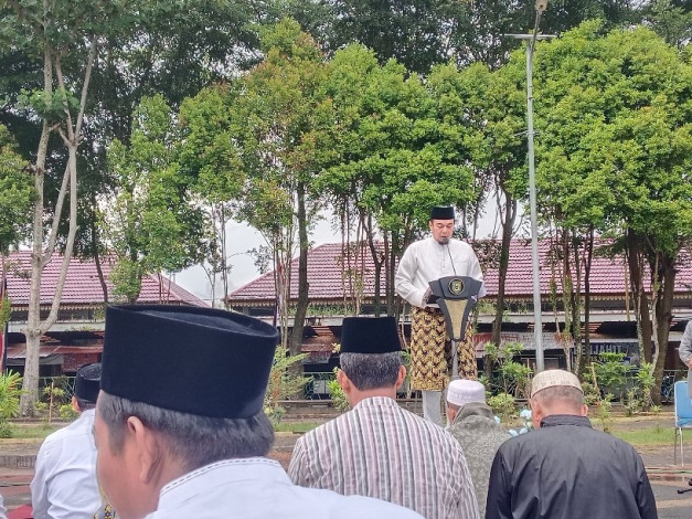 Bupati dan Wakil Bupati Inhu Jamu Masyarakat dalam Open House Idulfitri