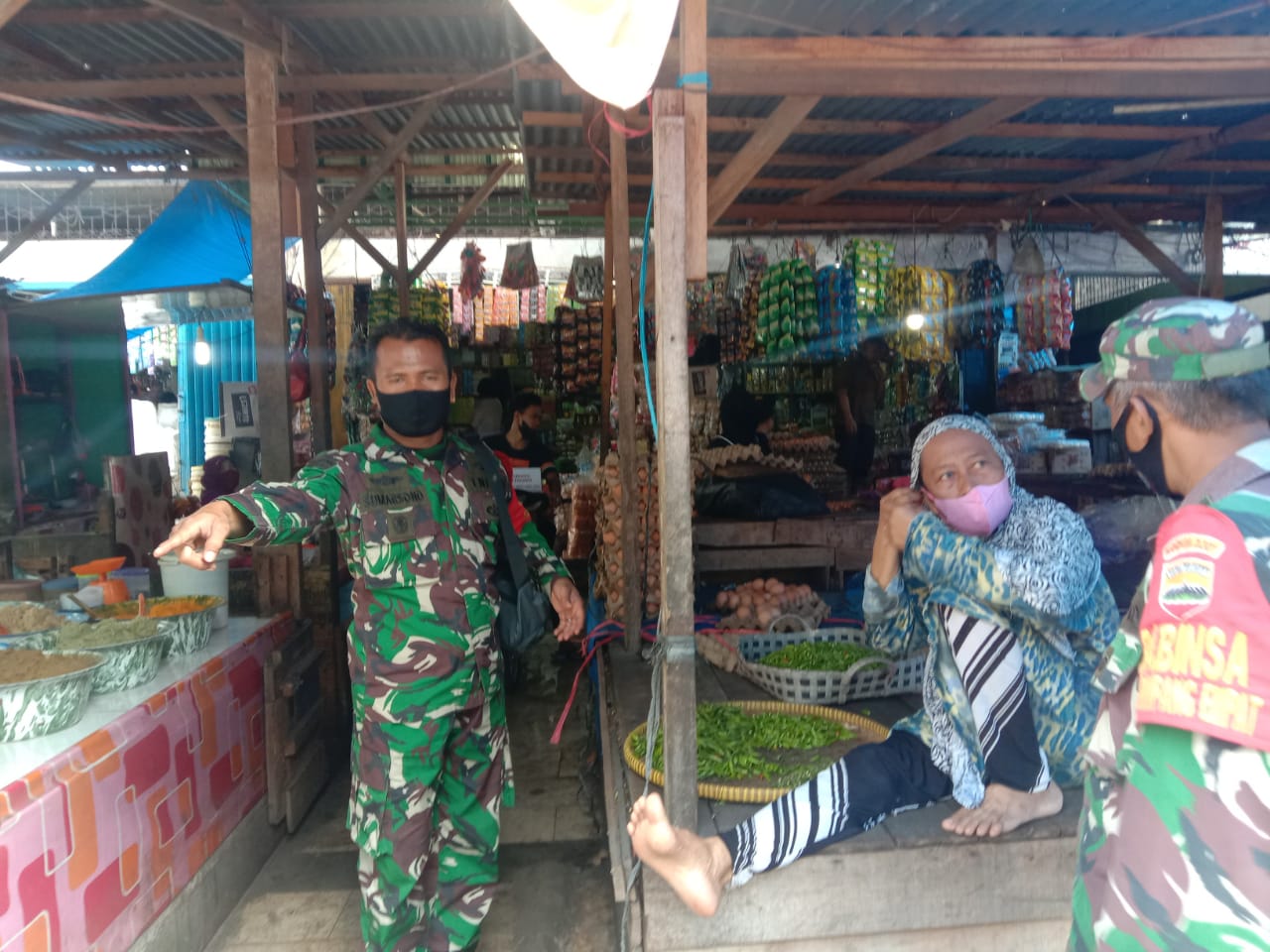 Babinsa Edukasi Prokes PPKM Level 2 