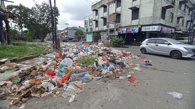 Sampah Masih Menggunung di Pekanbaru, Ini Respon Pj Walikota