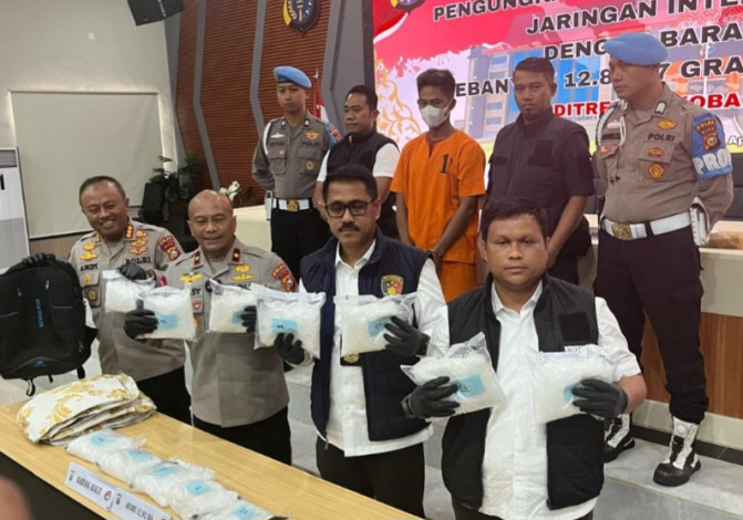 Polda Riau Gagalkan Peredaran 12,8 Kg Sabu dari Malaysia, Tersangka Diupah Rp150 Juta