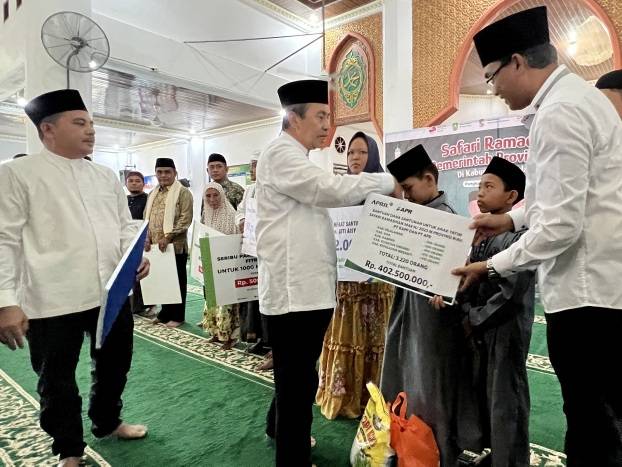 RAPP dan APR Berikan Santunan Anak Yatim di Provinsi Riau