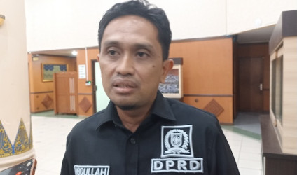 Anggota DPRD Riau Minta Pemerintah Beri Kejelasan Terhadap Warga di Kawasan TNTN