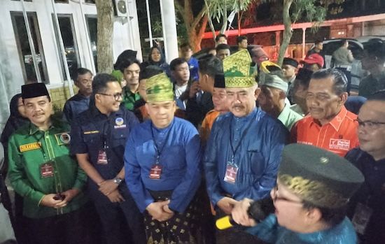 Maju Pilwako, Edy Natar - Dastrayani Bibra Daftar ke KPU Pekanbaru