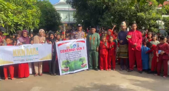 Sosialisasi Green Policing di SDN 002 Kandis, Polri Tanamkan Kesadaran Lingkungan kepada Anak Usia Dini