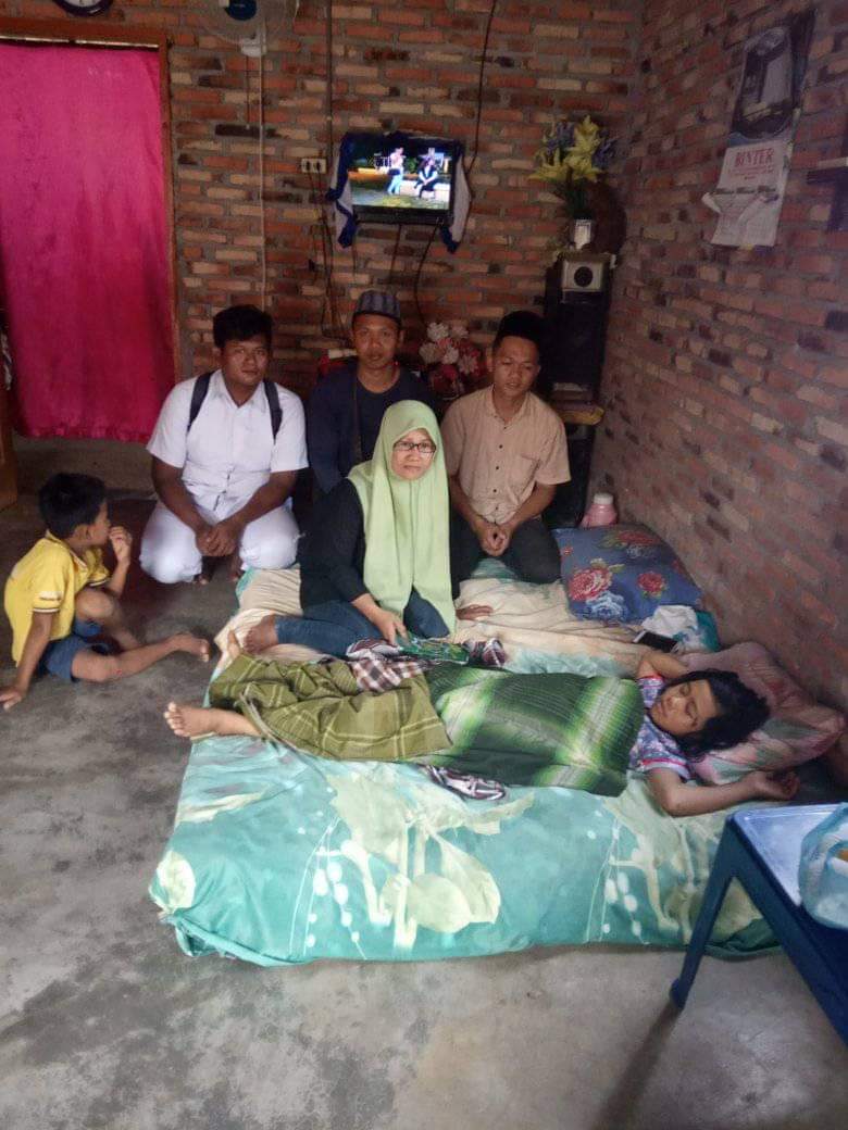 Ayo, Donasikan Rp10.000 untuk Aulia Gadis Mungil Yatim Piatu Korban Tabrak Lari