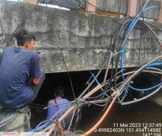 Pemko Pekanbaru Minta Perusahaan Provider Benahi Kabel Serat Optik Semrawut