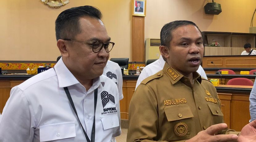 Gubri dan Tim Satgas Bappenas Bahas Percepatan Hilirisasi Kelapa di Riau