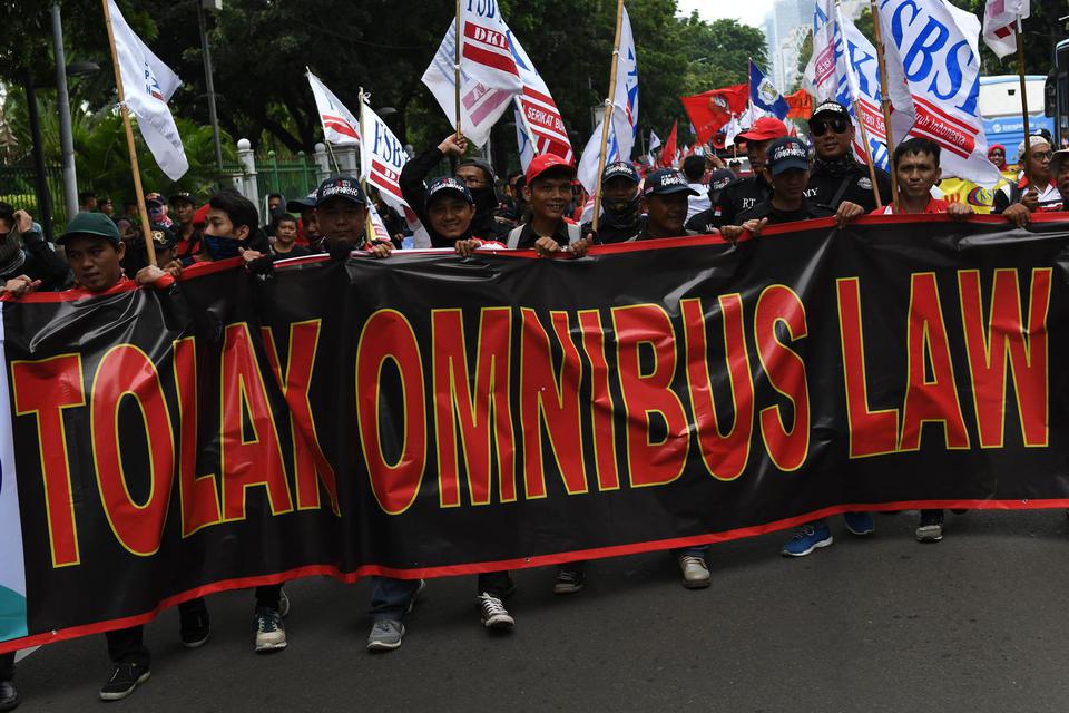 MPR Sebut Masalah Omnibus Law Tak Cuma Kluster Naker