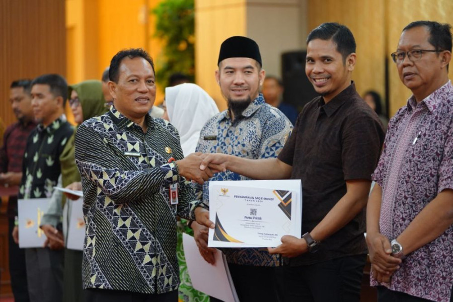 Badan Publik di Riau Menerima SAQ dari KI