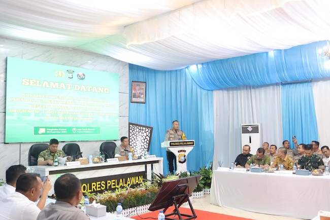 Kapolda Riau Tekankan Kolaborasi Humanis dalam Penyelesaian Konflik TNTN