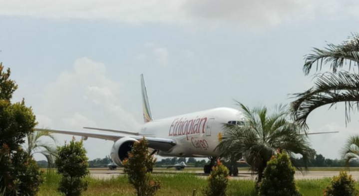Memasuki Wilayah Tanpa Izin, Pesawat Ethiopian Airline Dipaksa Mendarat oleh TNI AU