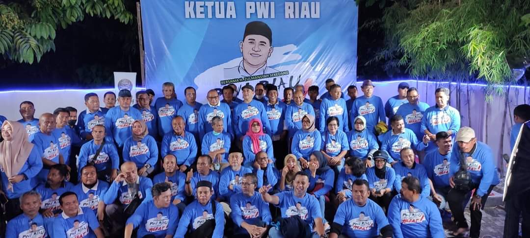 Dihadiri Senior dan Ratusan Wartawan, Zulmansyah Deklarasi Maju Lagi Ketua PWI Riau