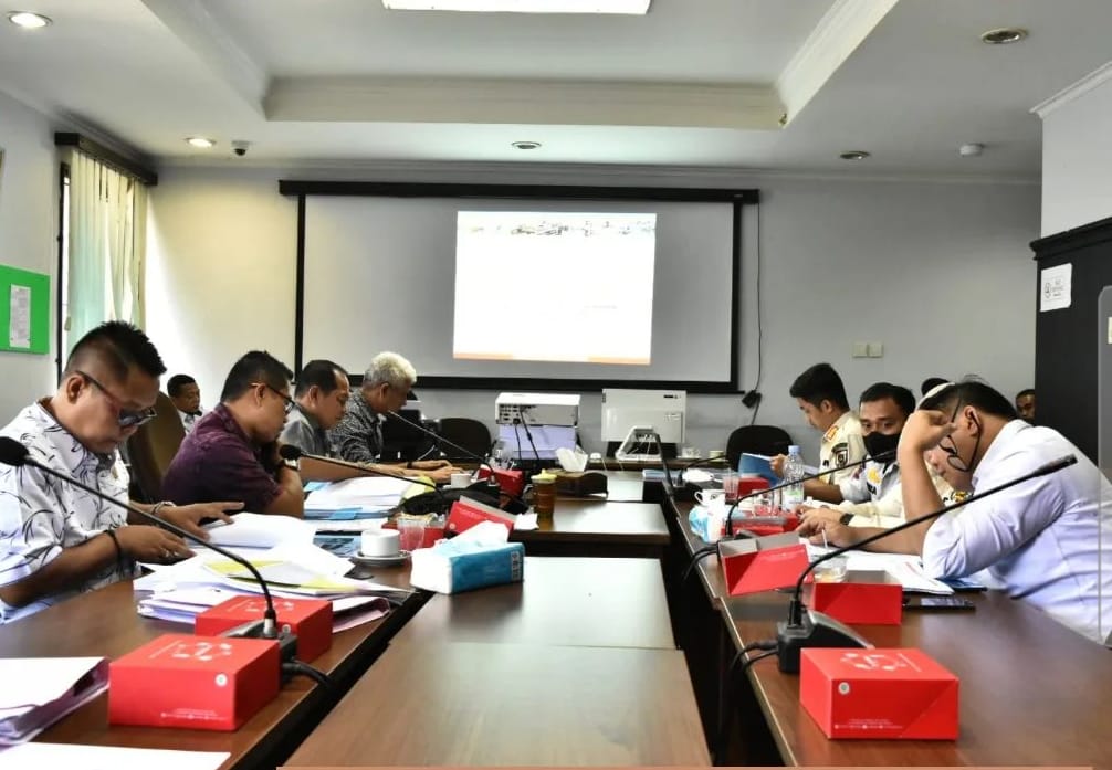 Hearing dengan Komisi I DPRD Pekanbaru, Anggaran Satpol-PP Dipangkas