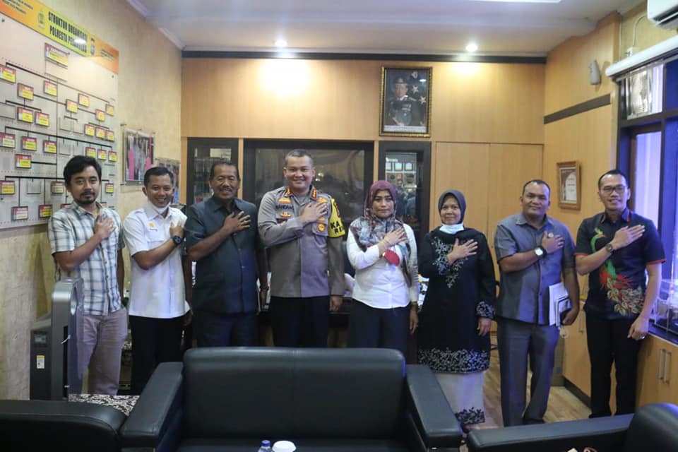 Badan Kehormatan DPRD Kota Silaturahmi dengan Kapolresta Pekanbaru