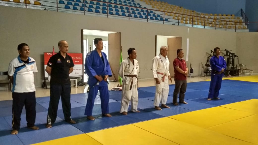 KONI Kota Kunjungi Cabor Judo dan Ikut Berlatih