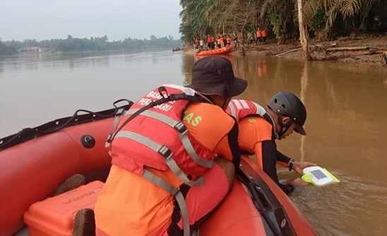 Asik Berenang, Bocah di Inhu Hilang Terbawa Arus Sungai